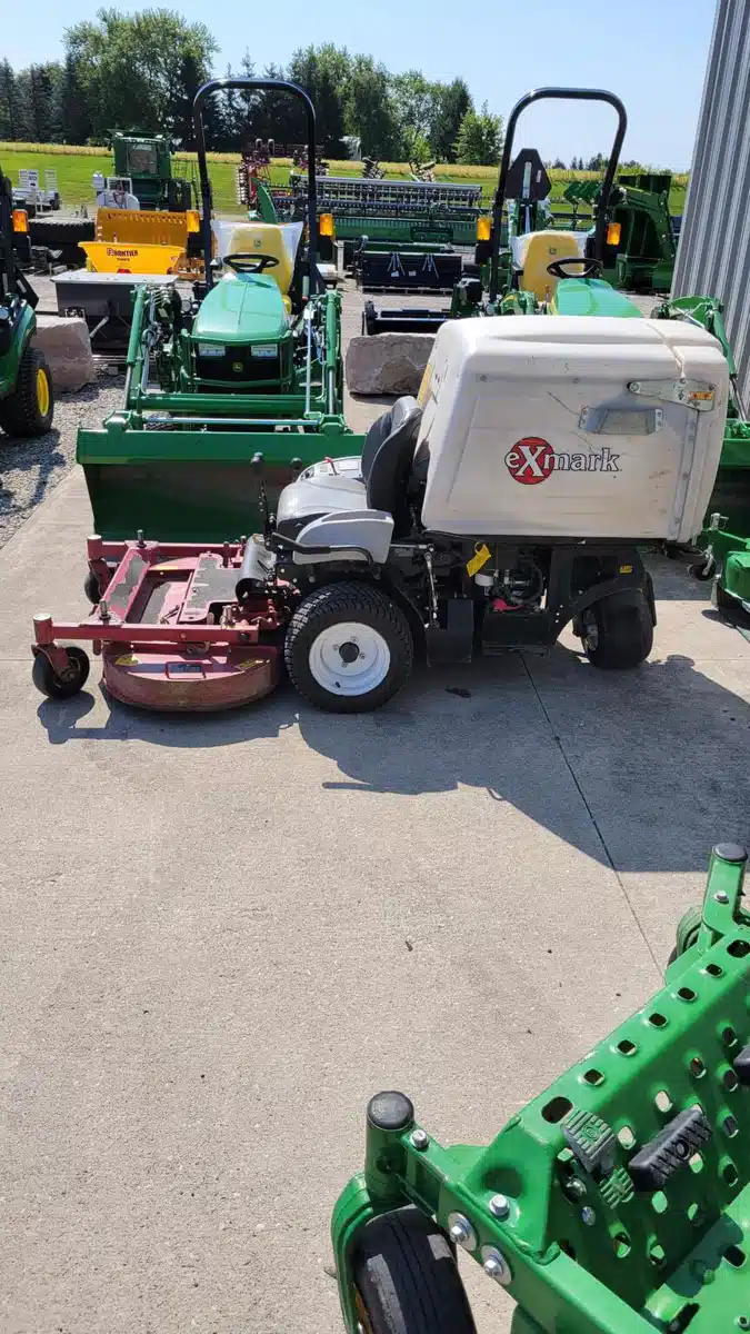 Gallery image 2 for Used 2020 Exmark 730 NAVIGATOR Mower - Front Deck