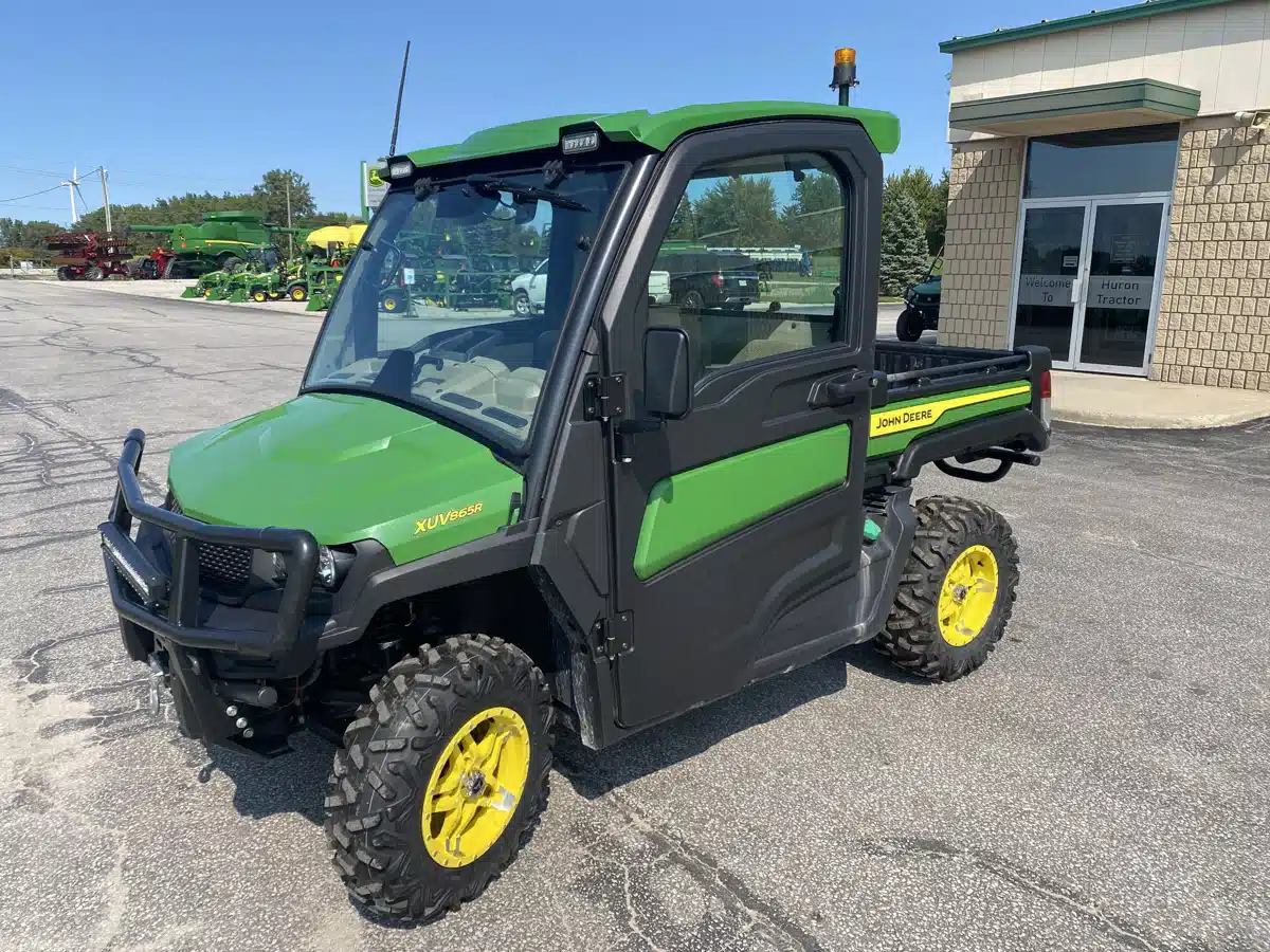 Gallery image 1 for Used 2021 John Deere XUV 865R Utility Vehicle