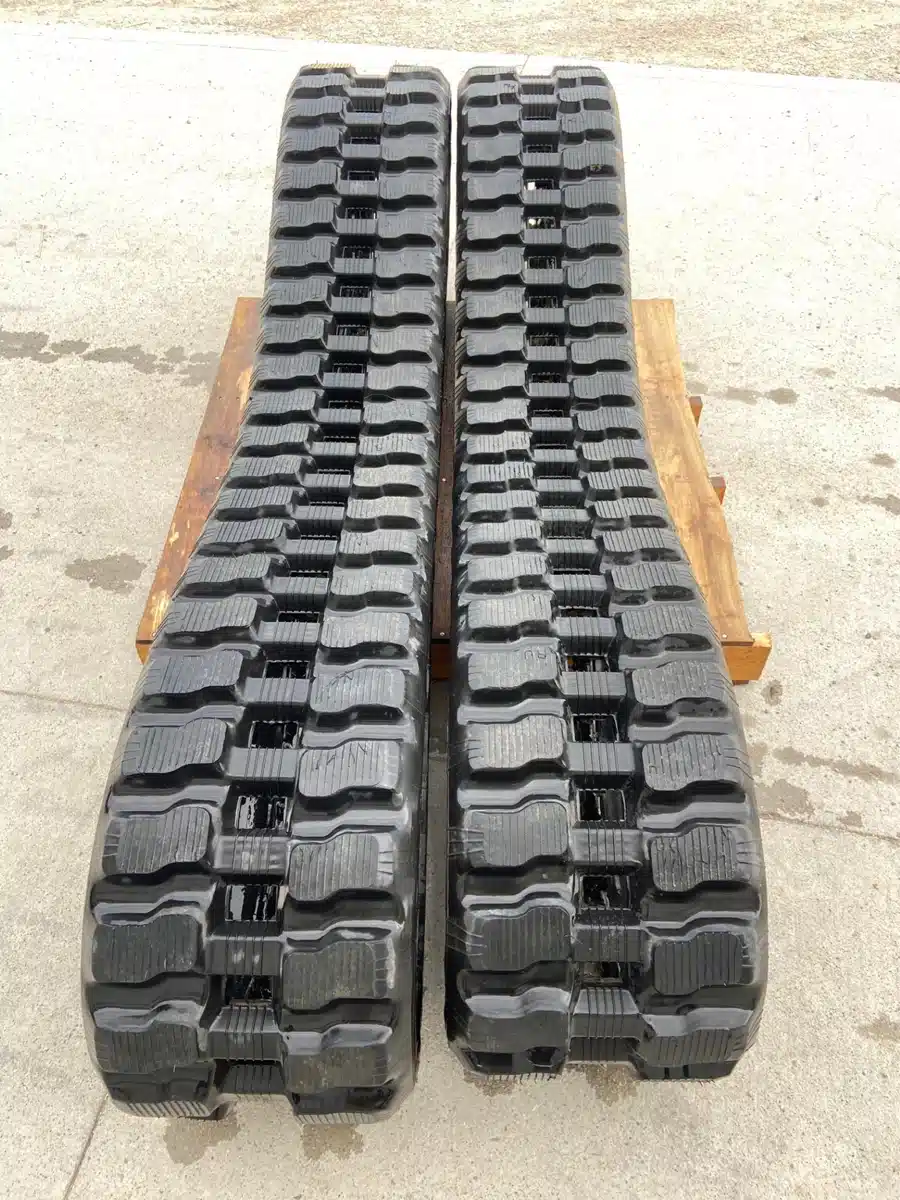 Gallery image 2 for Used John Deere 12.6" ZIG ZAG TRACKS Tracks