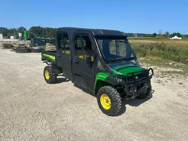Gallery image 2 for Used 2022 John Deere XUV 825M Utility Vehicle