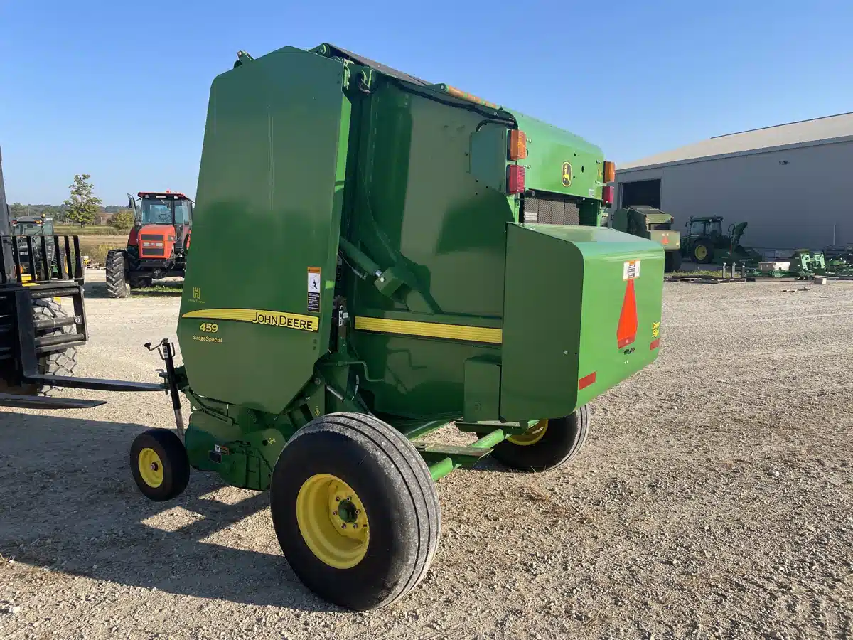 Gallery image 2 for Used 2014 John Deere 459SS Round Baler