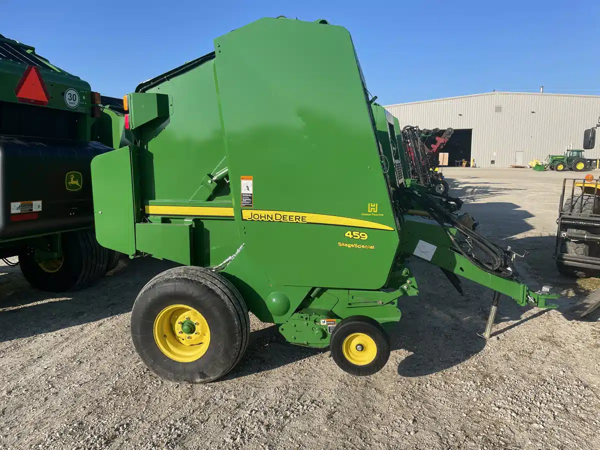 Gallery image 1 for Used 2014 John Deere 459SS Round Baler