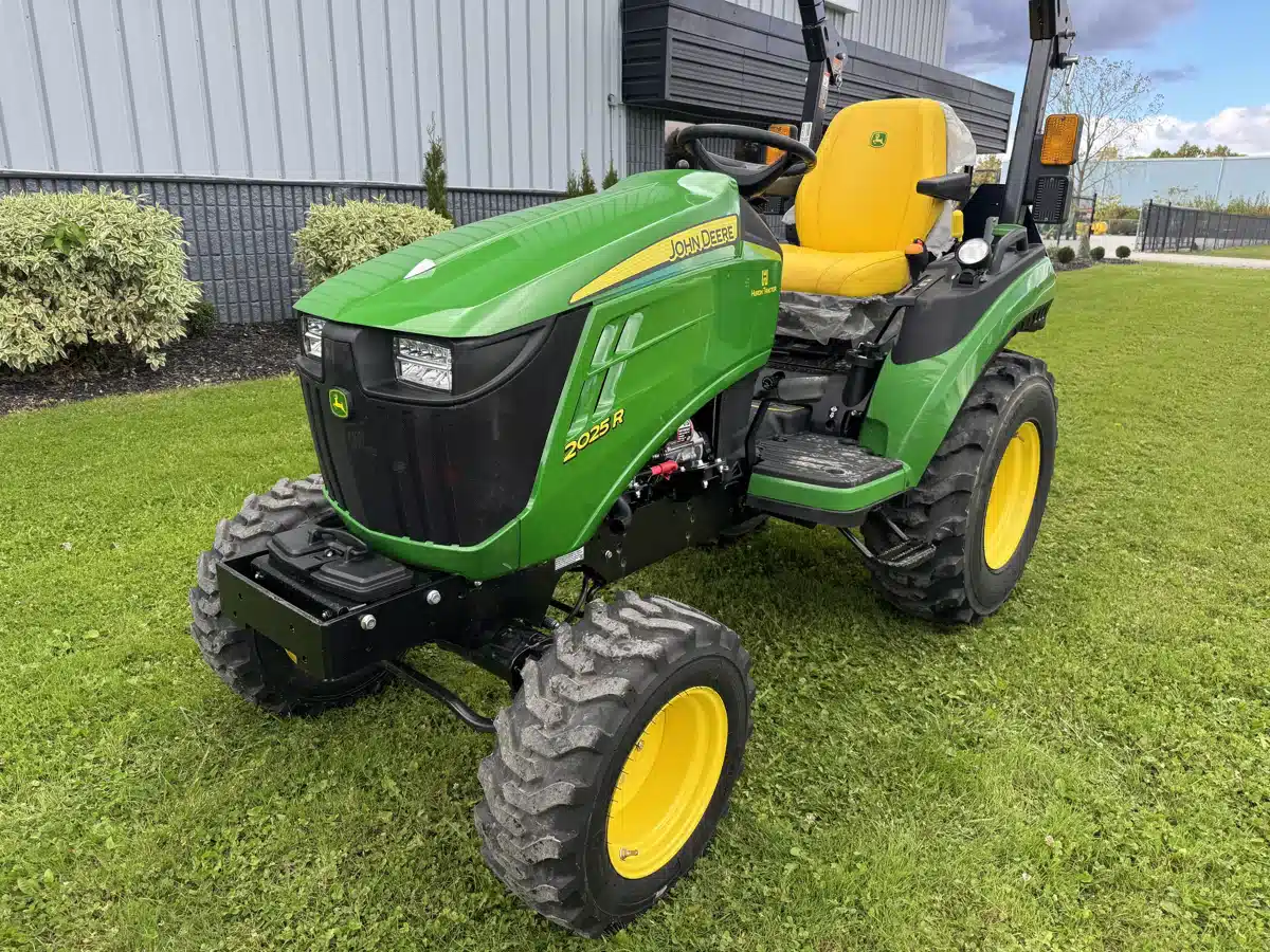 Gallery image 2 for Used 2023 John Deere 2025R Tractor