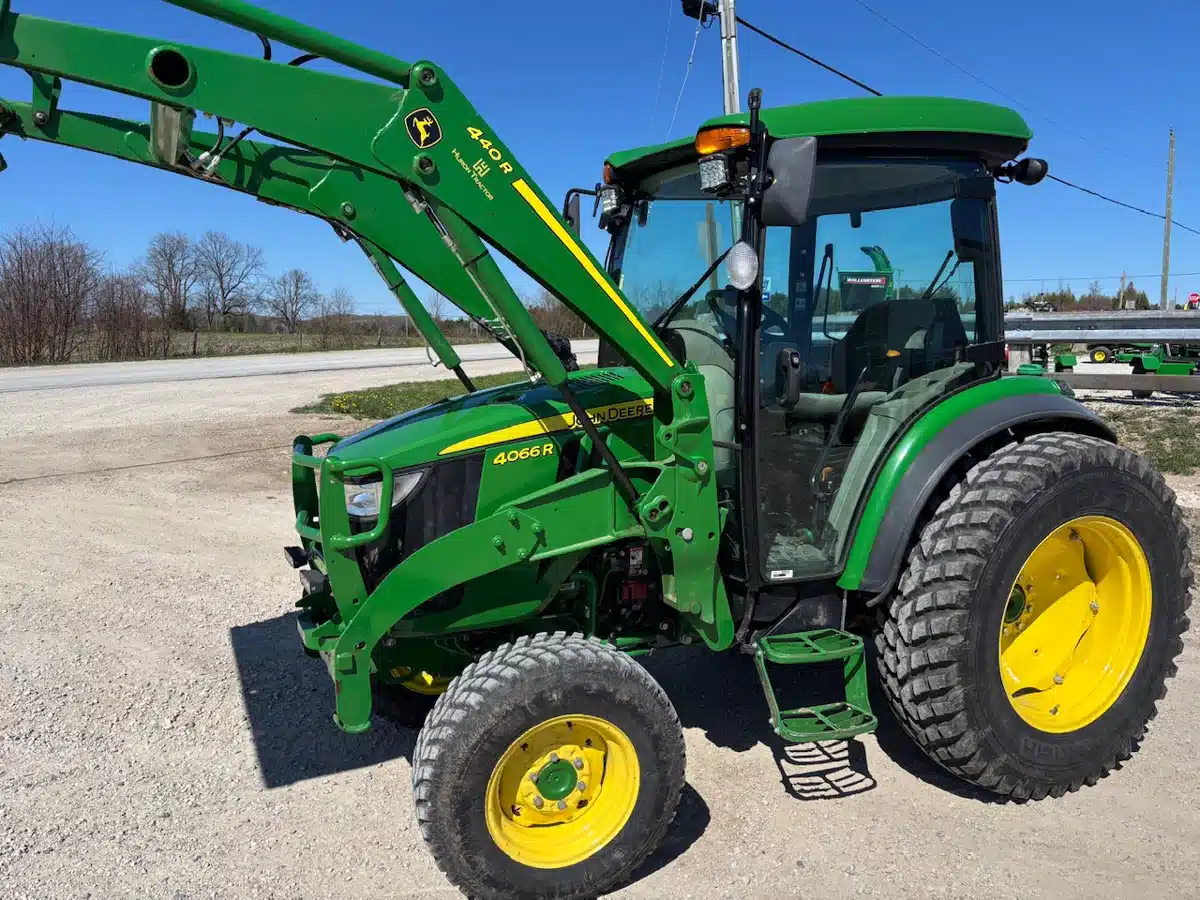 Gallery image 2 for Used 2022 John Deere 4066R Tractor