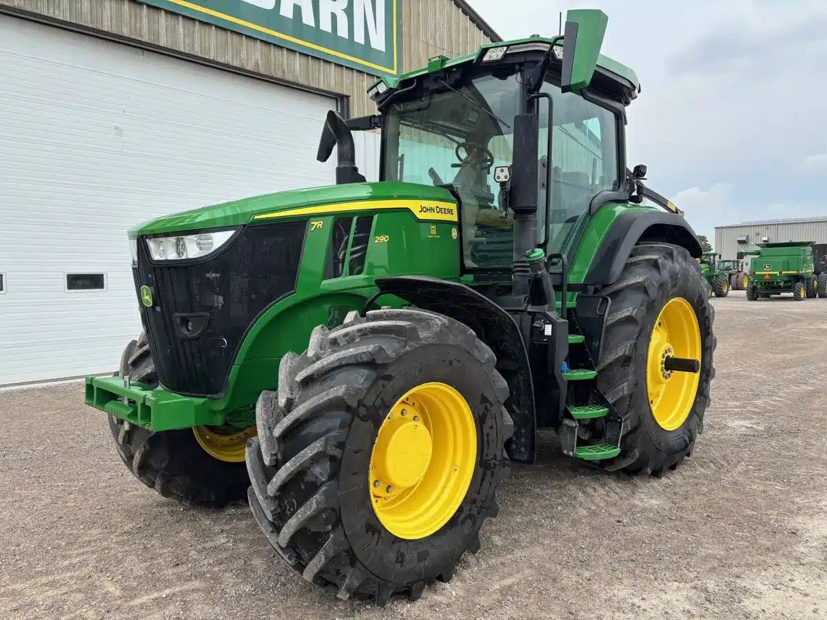 Gallery image 2 for Used 2022 John Deere 7R 290 Tractor