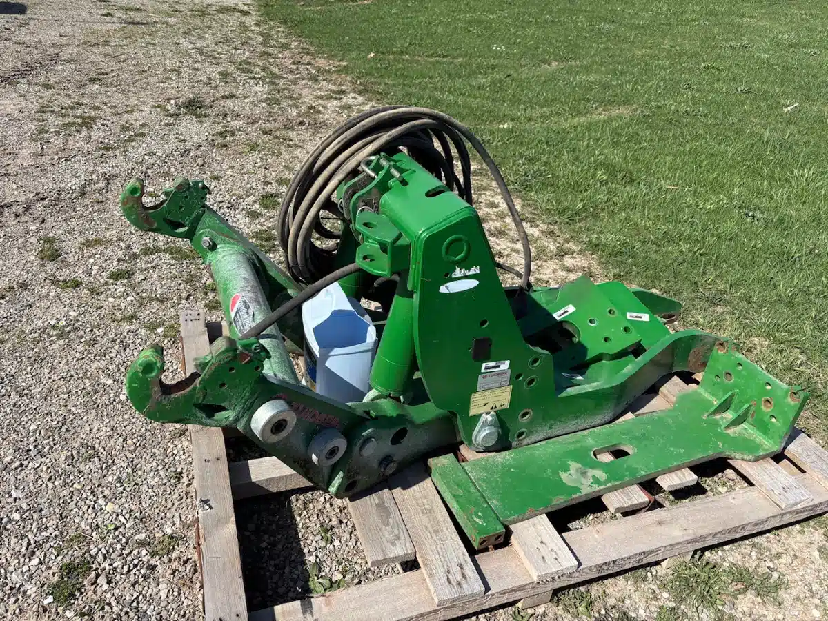 Gallery image 1 for 2015 Zuidberg FRONT 3PT HITCH Tractor