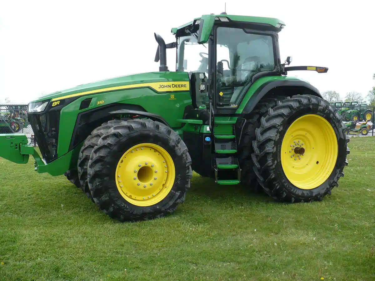 Gallery image 1 for Used 2024 John Deere 8R 310 Tractor
