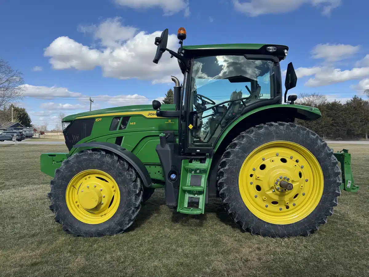 Photo de la Galerie 2 pour 2024 John Deere 6R 145 Tracteur