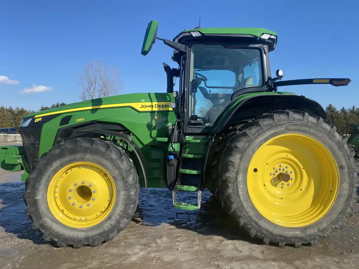 Gallery image 1 for Used 2022 John Deere 8R 280 Tractor