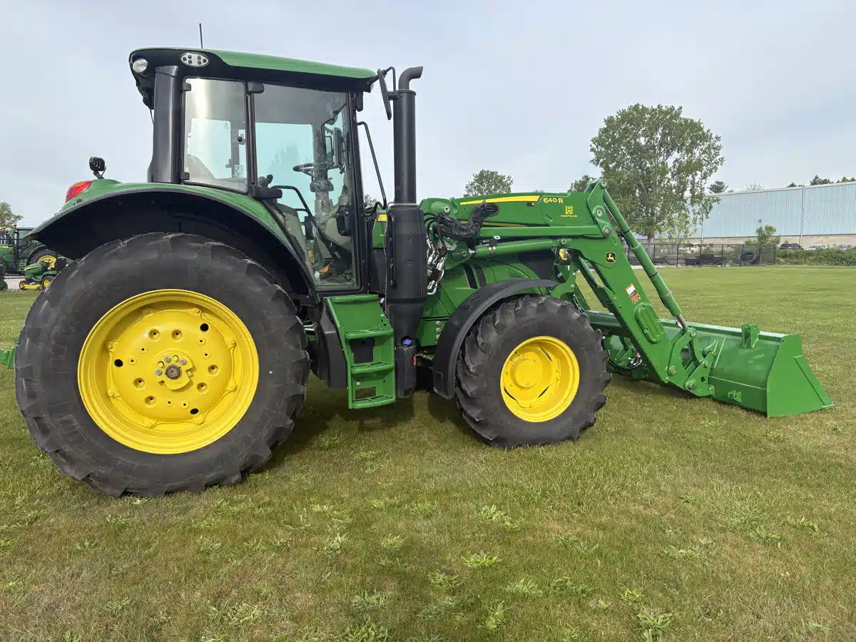Gallery image 2 for Used 2023 John Deere 6130M Tractor