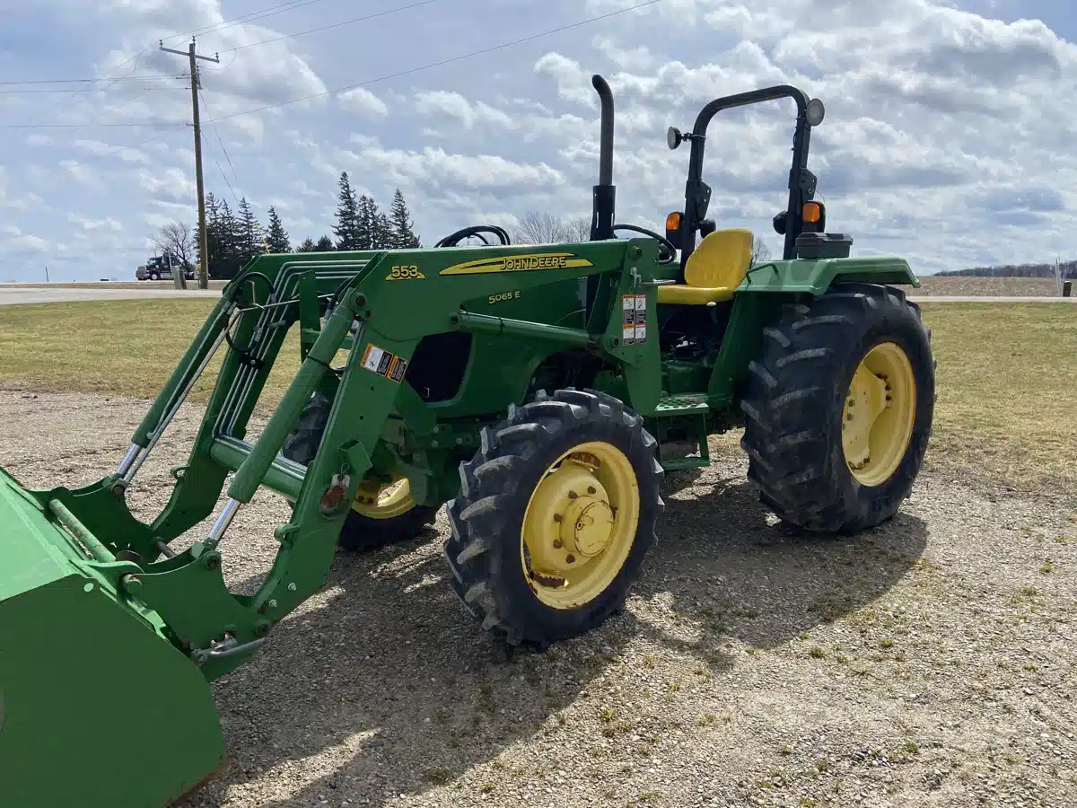 Gallery image 2 for Used 2013 John Deere 5065E Tractor