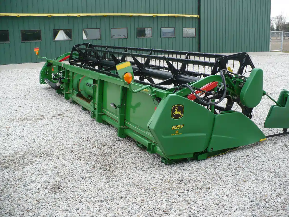 Gallery image 2 for Used 2024 John Deere 625F Header - Flex