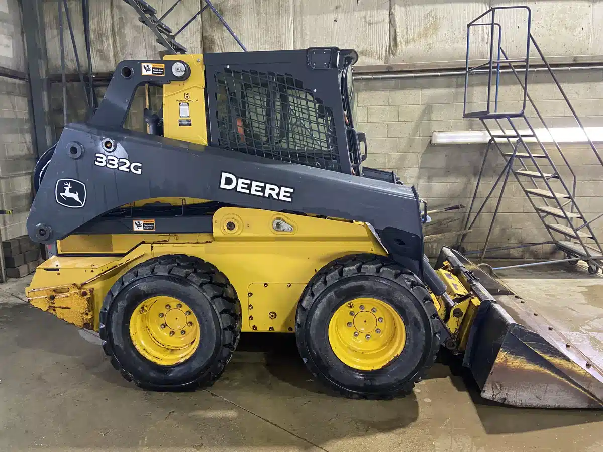 Gallery image 1 for Used 2019 John Deere 332G Skid Steer