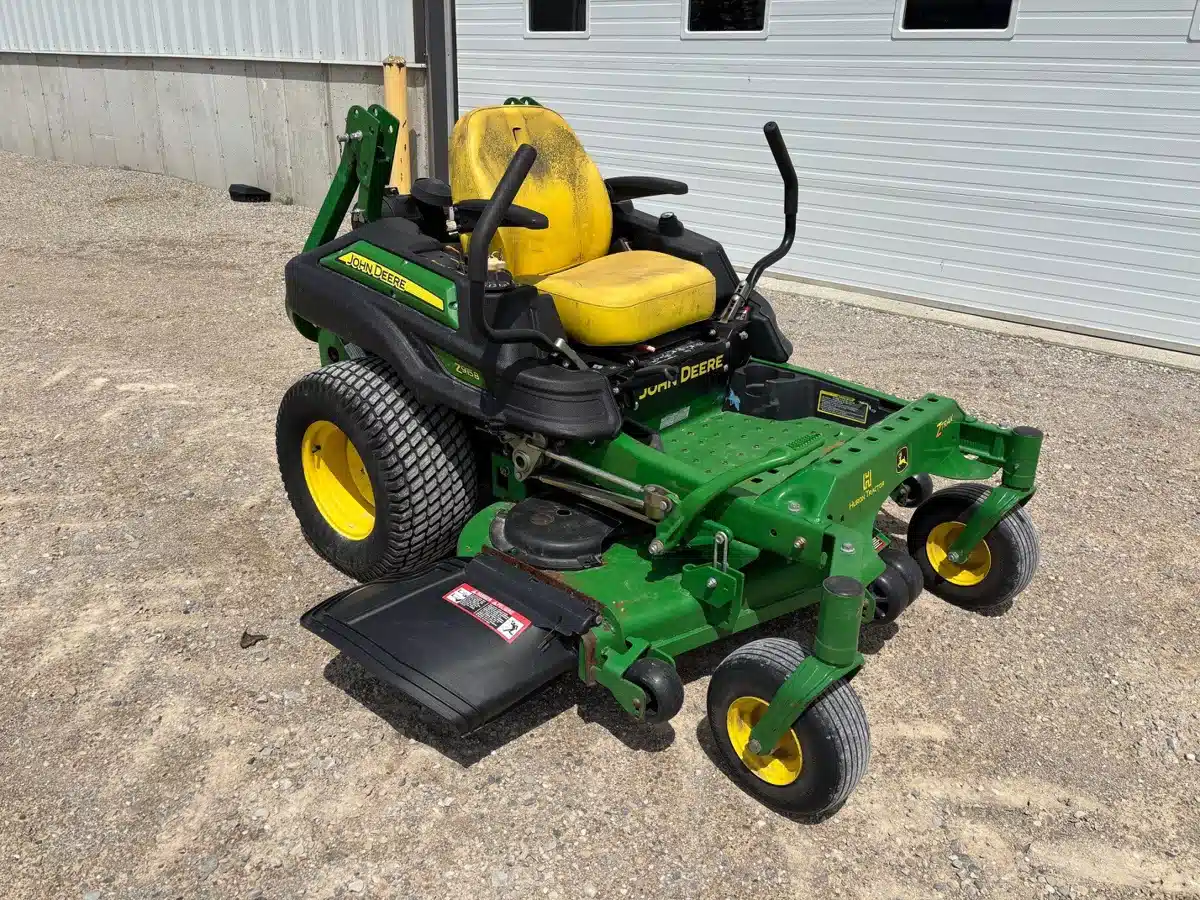 Gallery image 1 for Used 2013 John Deere Z915B Mower - Zero Turn