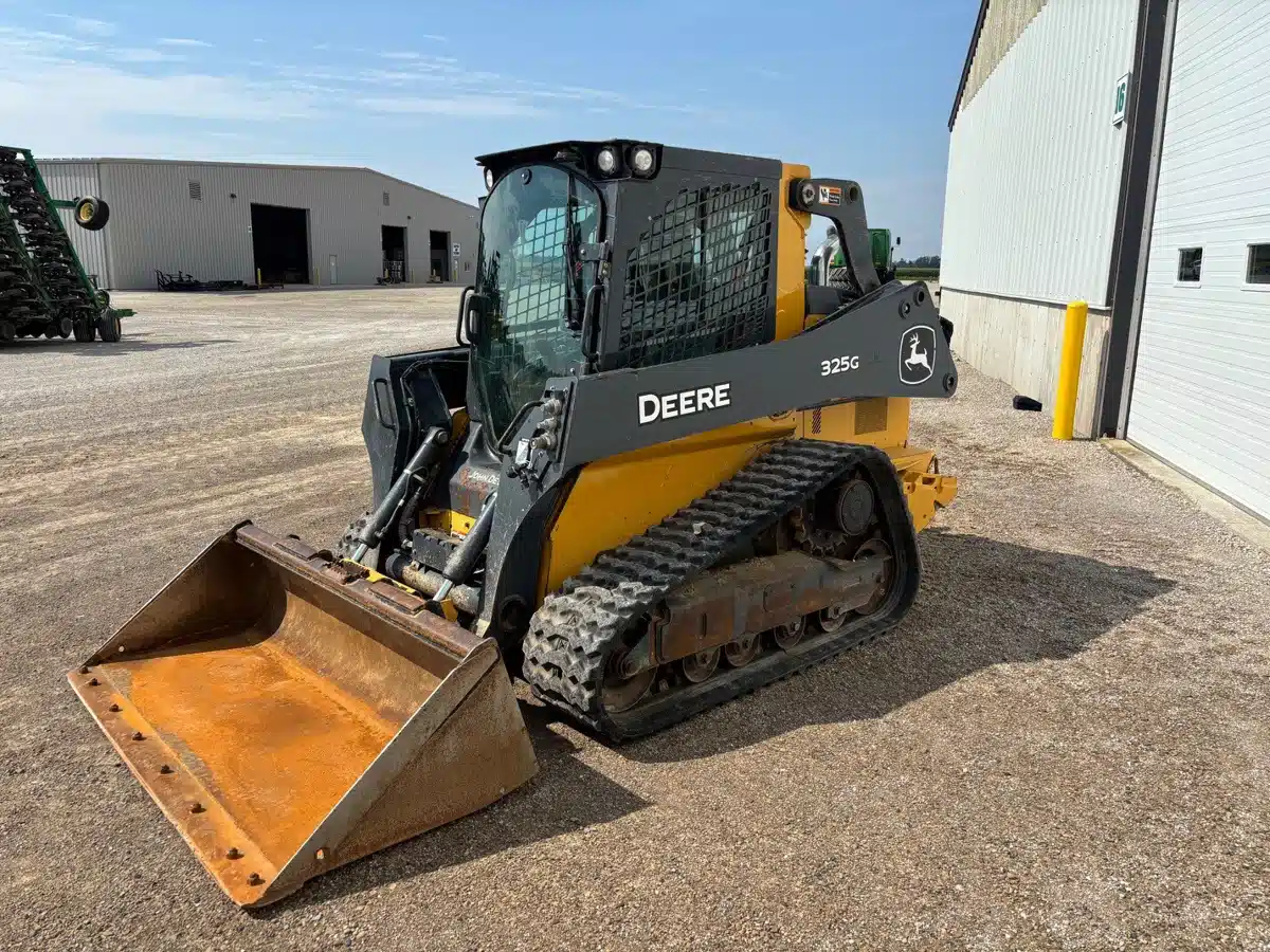 Gallery image 2 for Used 2022 John Deere 325G Track Loader