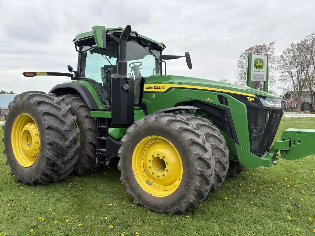 Gallery image 2 for Used 2024 John Deere 8R 340 Tractor