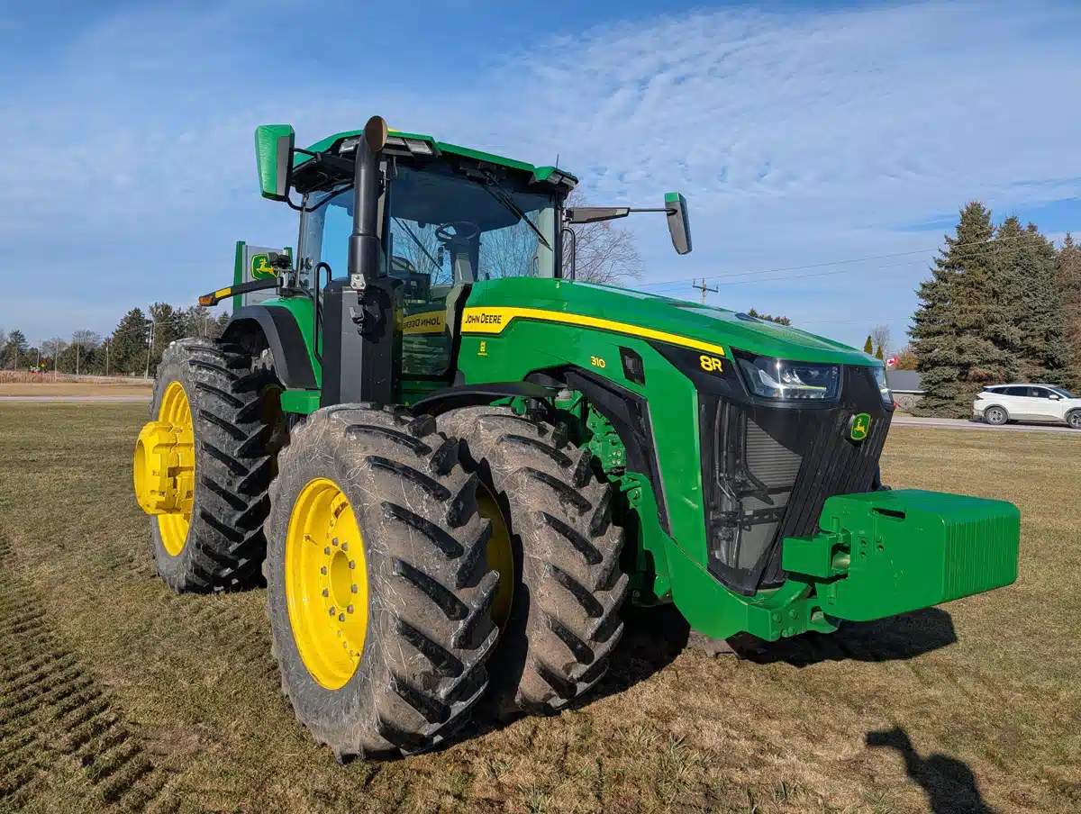 Gallery image 1 for 2024 John Deere 8R 310 Tractor