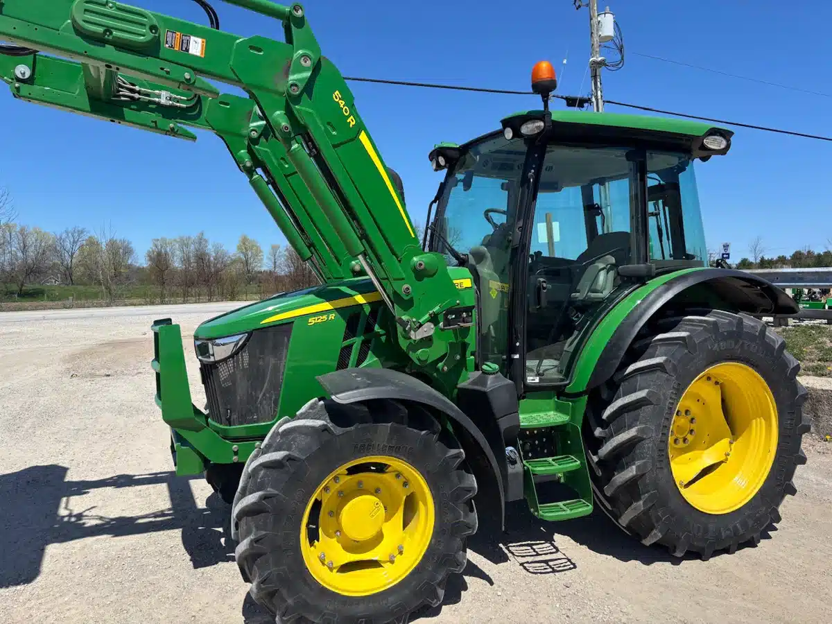 Gallery image 1 for Used 2019 John Deere 5125R Tractor