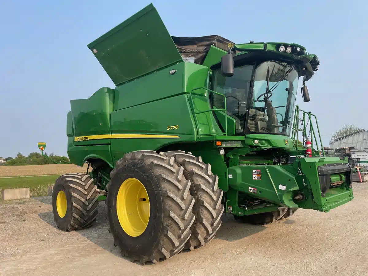 Gallery image 2 for Used 2023 John Deere S770 Combine