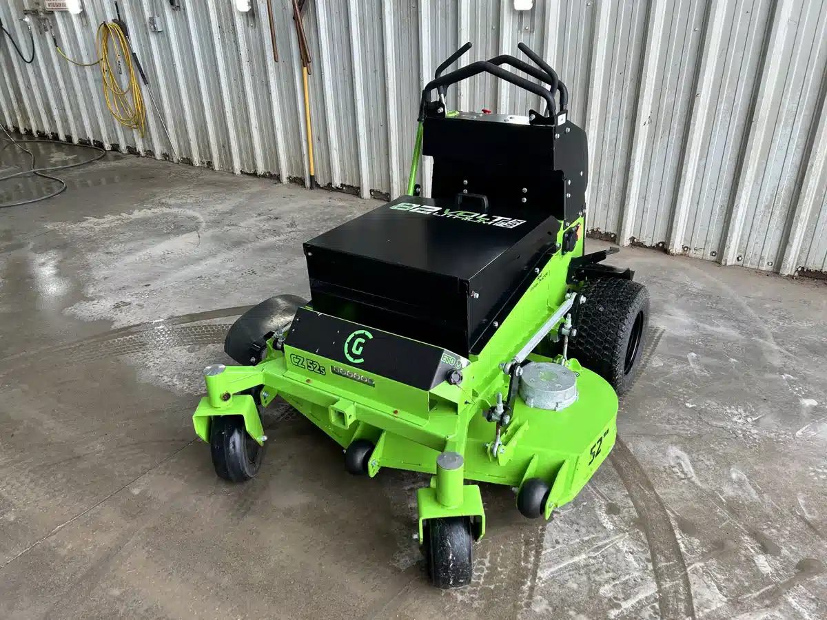 Gallery image 2 for Used 2021 Greenworks CZ52S Mower - Stand On