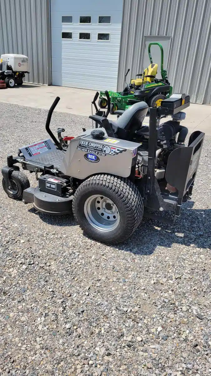 Used 2011 Dixie Chopper 2750 Mower Zero Turn