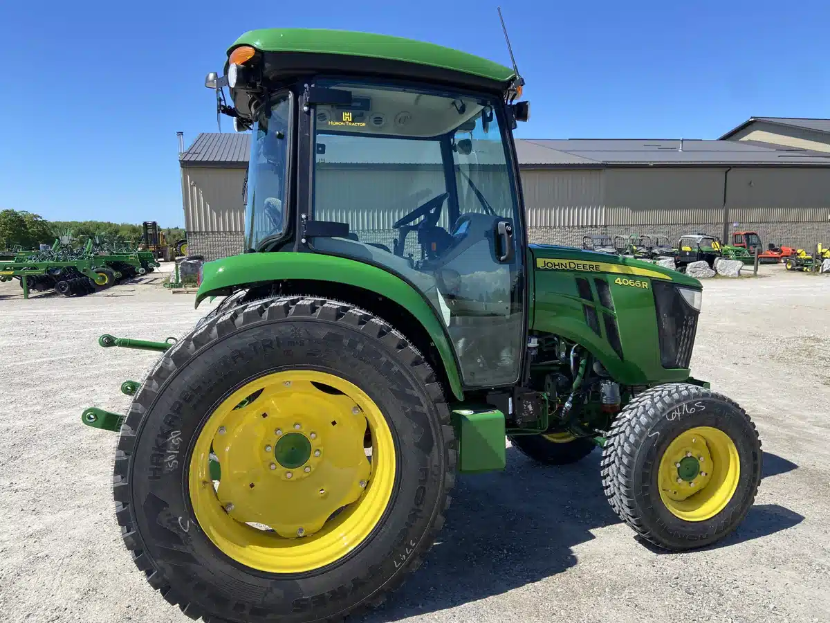 Gallery image 1 for Used 2022 John Deere 4066R Tractor