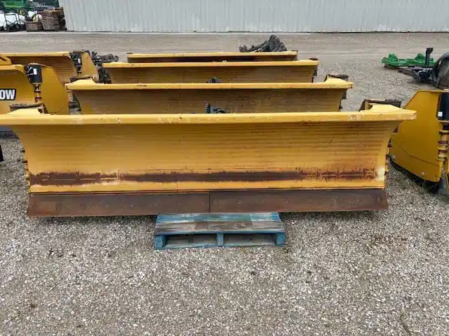 Gallery image 2 for Used HLA SB4200W101 10'-16' Snow Blade