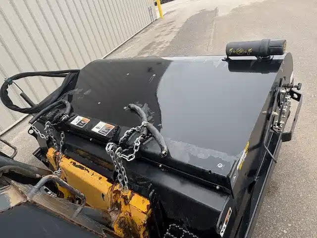 Gallery image 2 for John Deere 72" PICKUP Sweeper