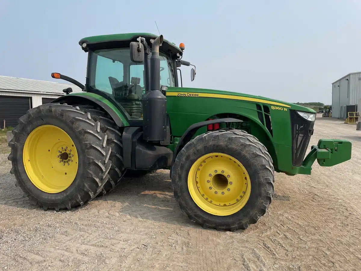 Gallery image 1 for Used 2012 John Deere 8360R Tractor