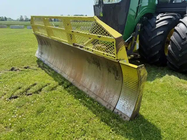 Gallery image 1 for Used Degelman 7200 Blade