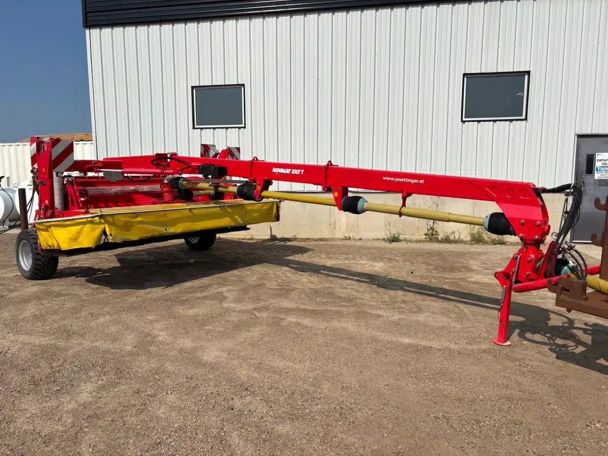 Gallery image 2 for Used 2014 Pottinger NOVACAT 3507 T Disc Mower Conditioner