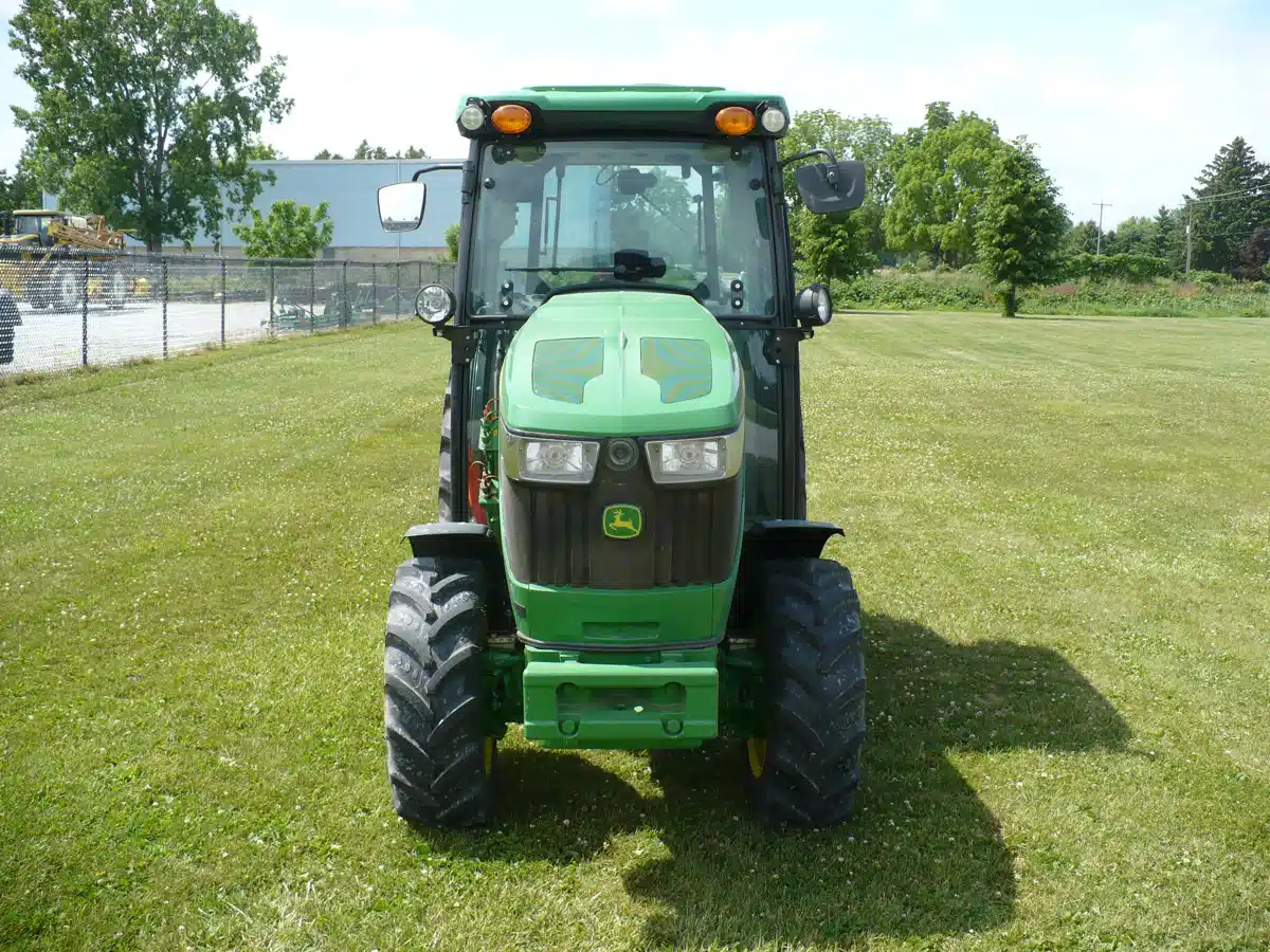 Gallery image 2 for Used 2024 John Deere 5100GN Tractor