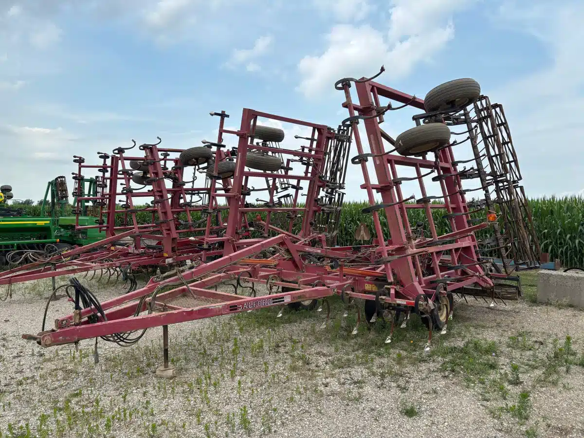 Gallery image 2 for Used Salford 550 Cultivator