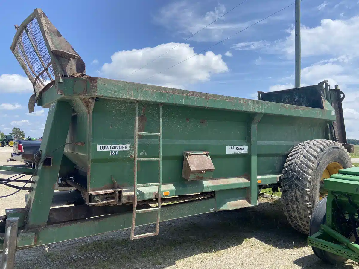 Gallery image 1 for Used Bunning LOWLANDER 120 Manure Spreader