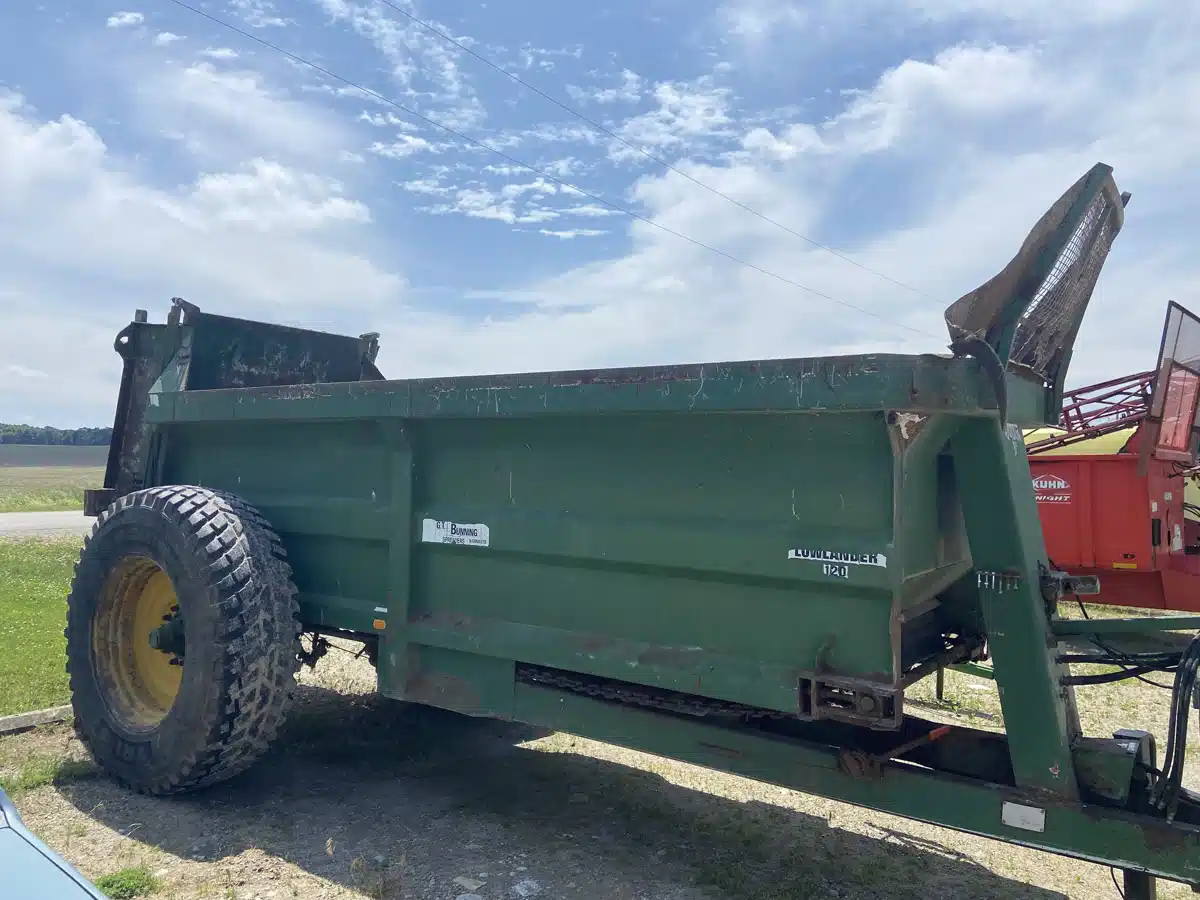 Gallery image 2 for Used Bunning LOWLANDER 120 Manure Spreader
