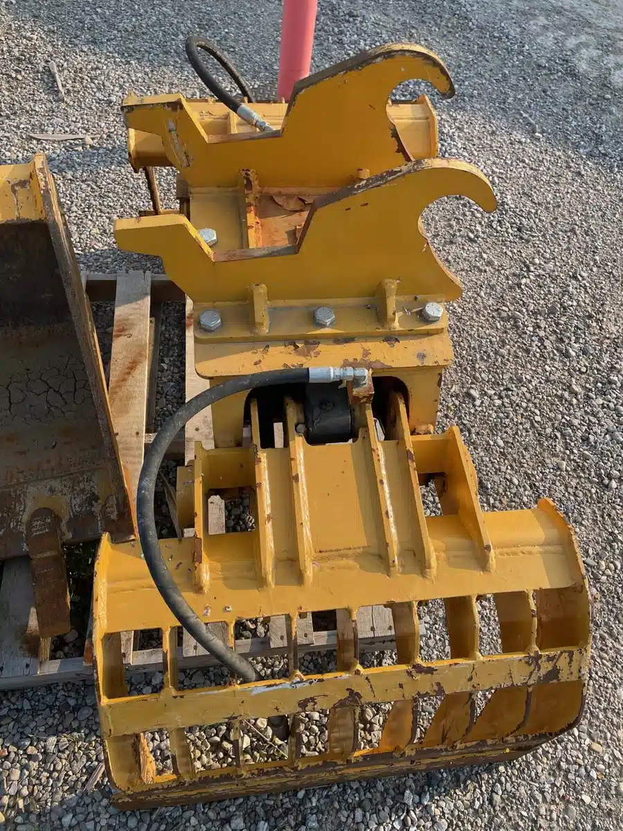 Gallery image 1 for Used 2021 AMI TM1012BPA Grapple