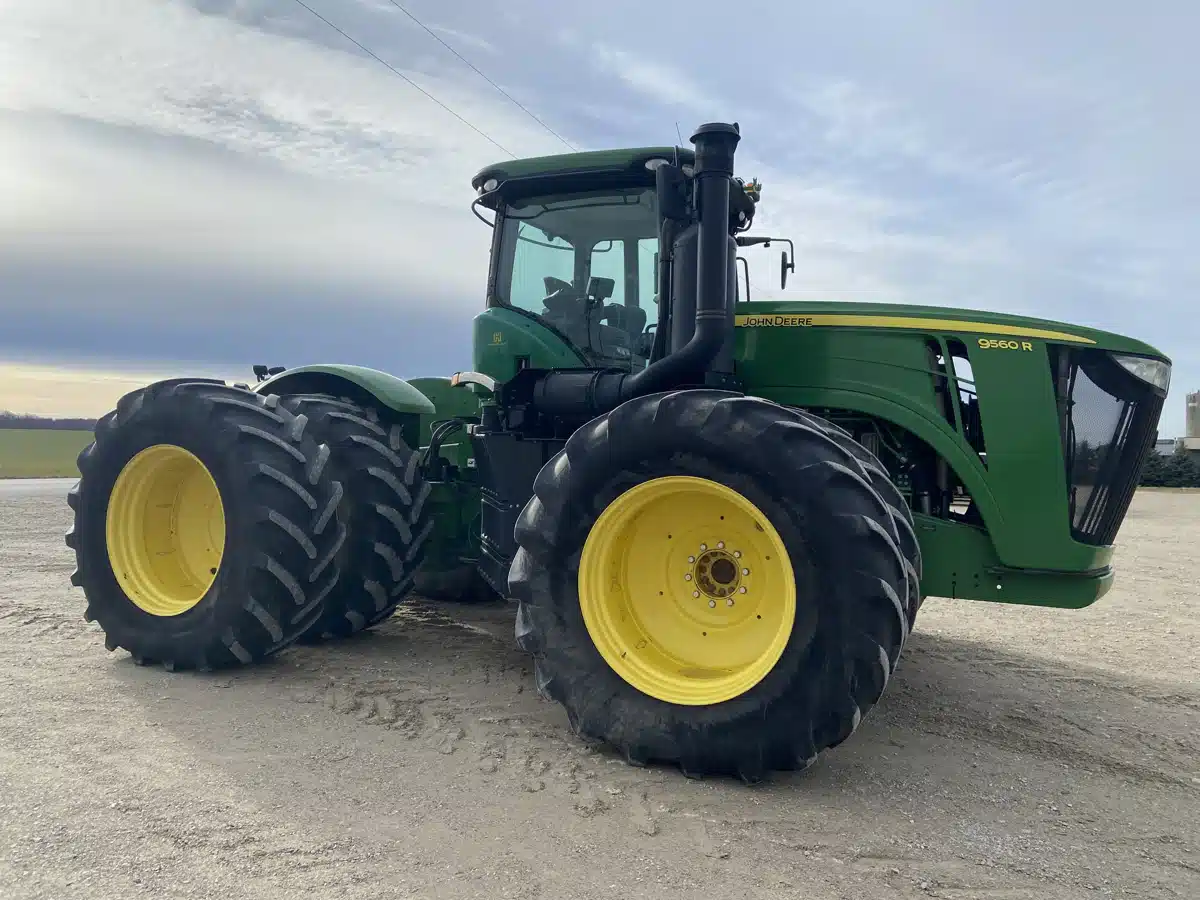 Gallery image 2 for Used 2013 John Deere 9560R Tractor