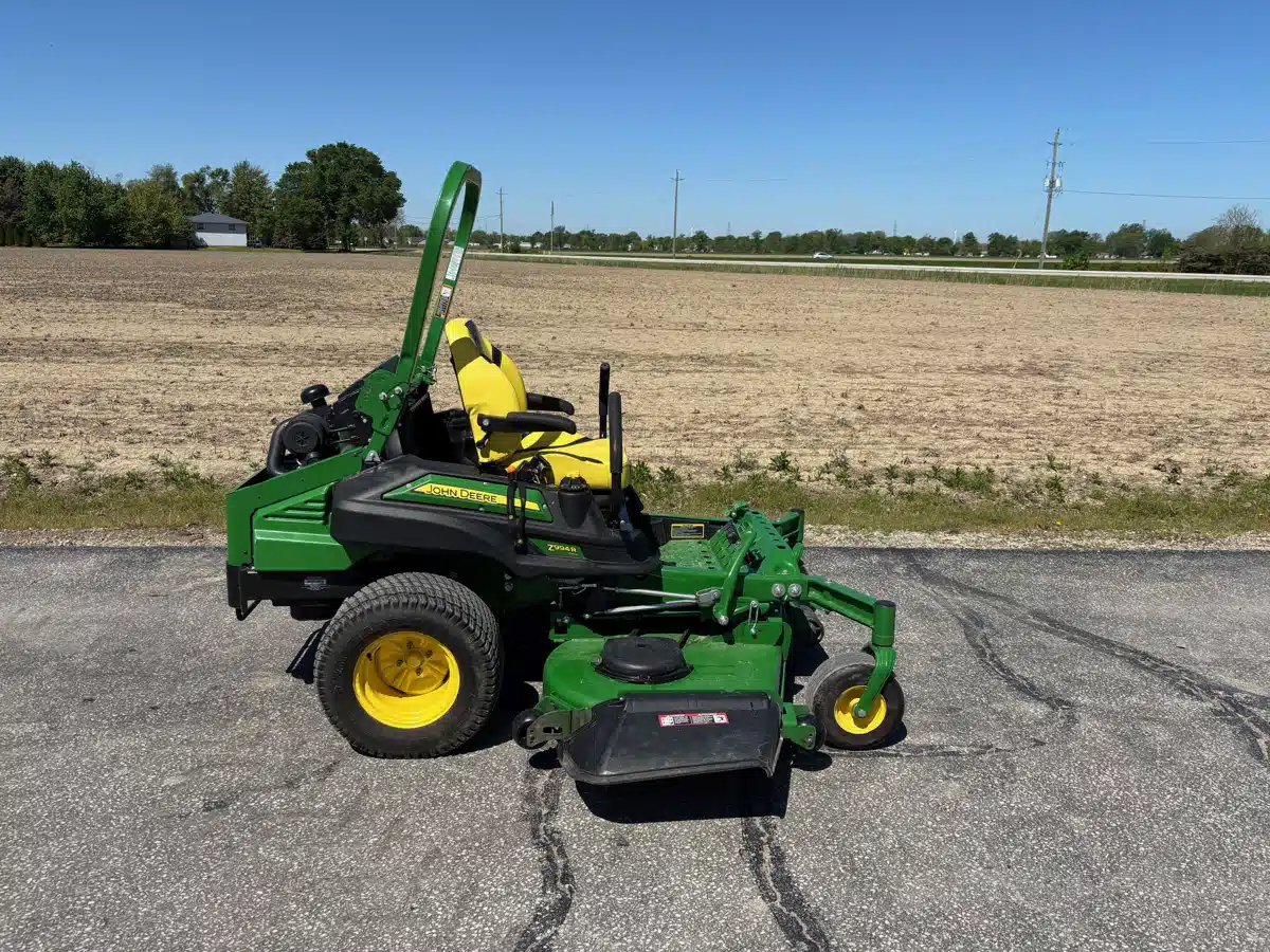 Gallery image 2 for Used 2020 John Deere Z994R Mower - Zero Turn