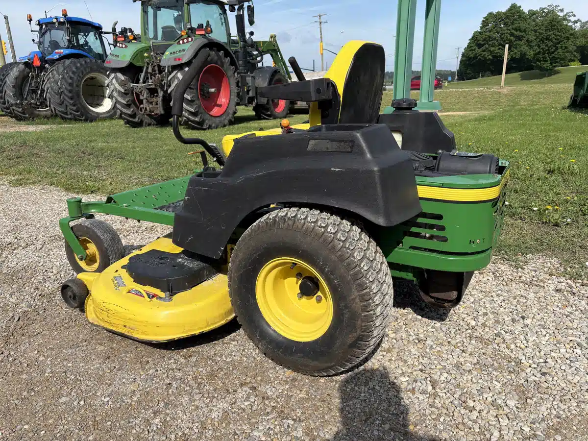 Gallery image 1 for Used 2011 John Deere Z445 Mower - Zero Turn