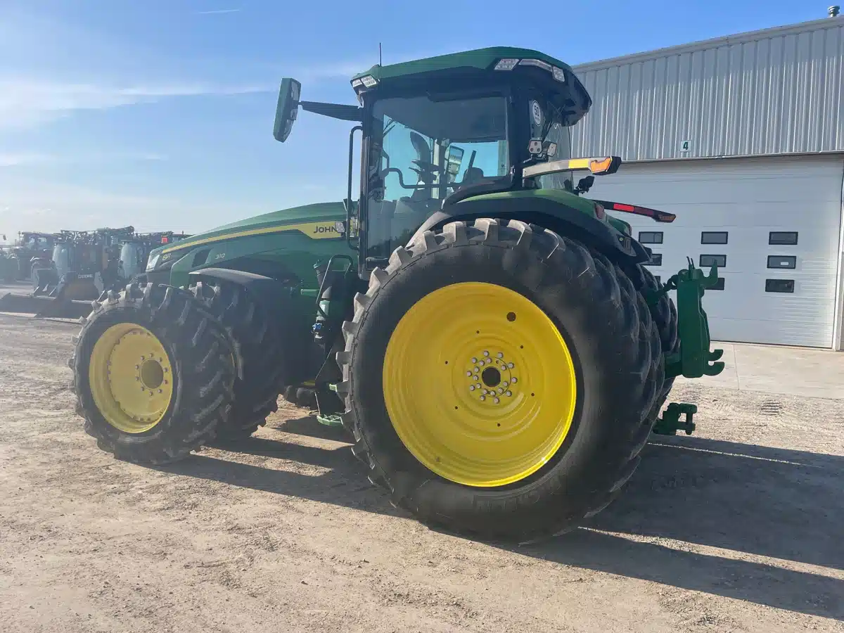 Gallery image 2 for Used 2021 John Deere 8R 310 Tractor