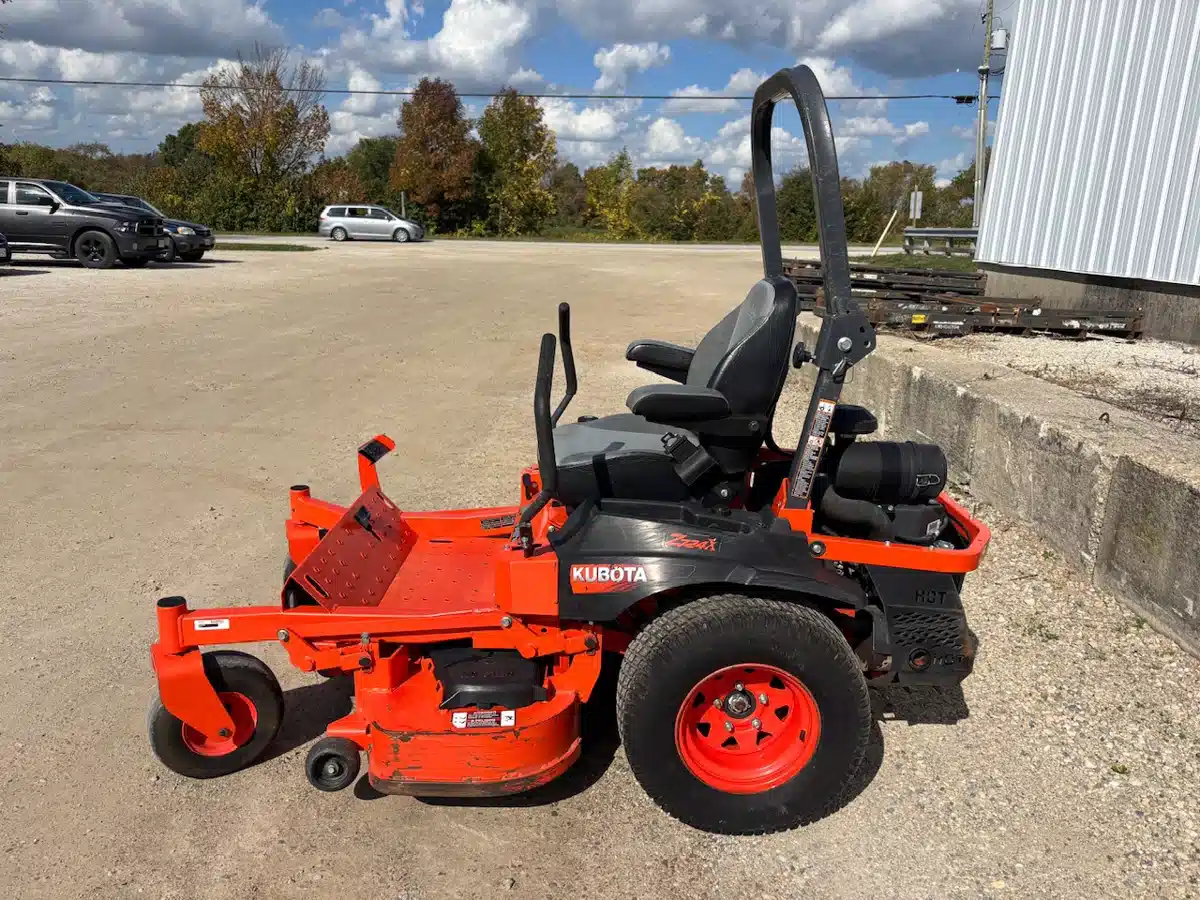 Gallery image 2 for Used 2015 Kubota Z724X Mower - Zero Turn