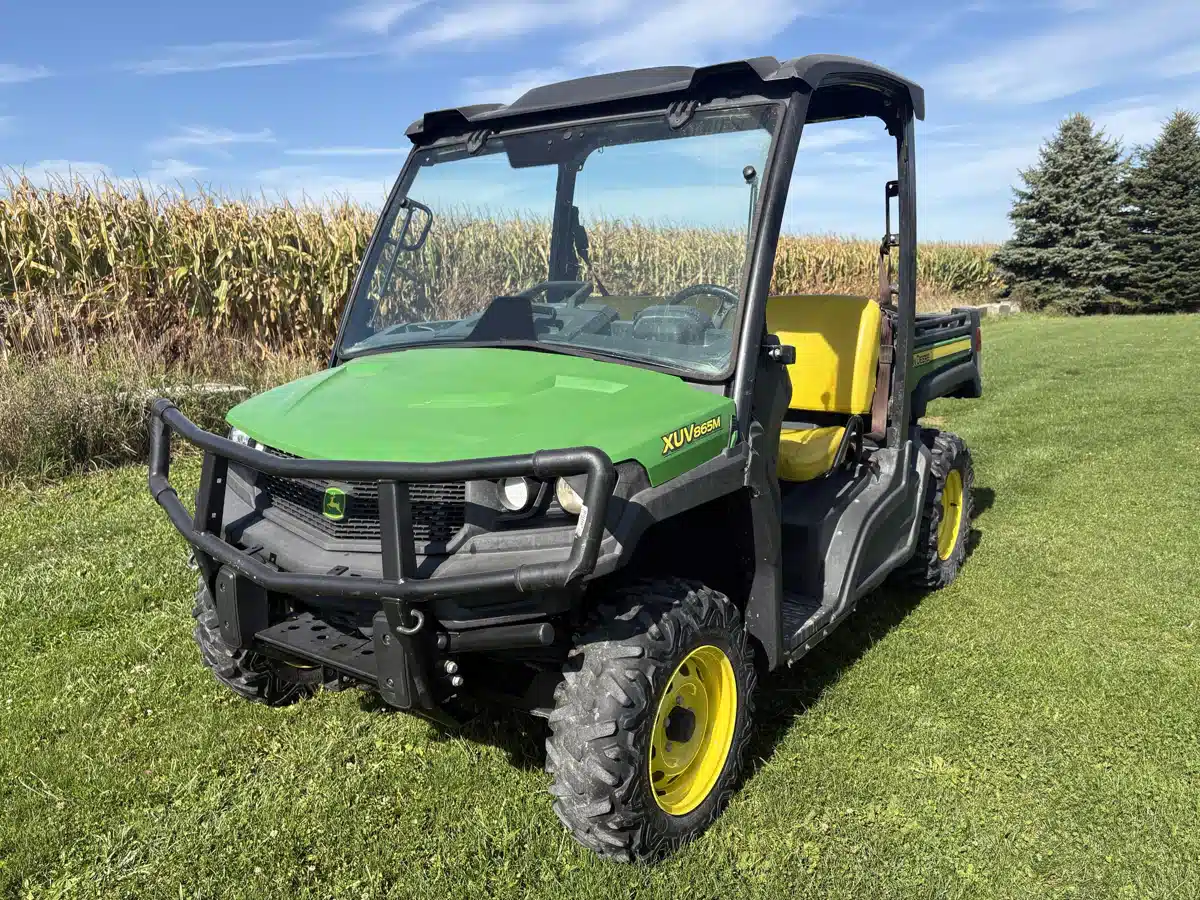 Gallery image 1 for Used 2019 John Deere XUV 865M Utility Vehicle