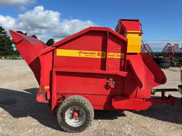 Gallery image 1 for Used Teagle 808 Tomahawk Bale Chopper