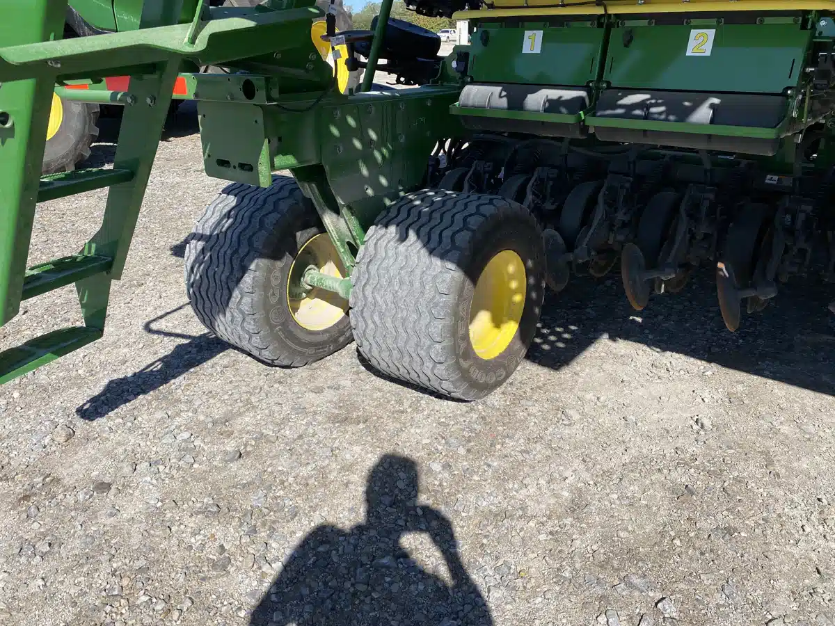 Gallery image 2 for Used 2020 John Deere N540C Air Drill