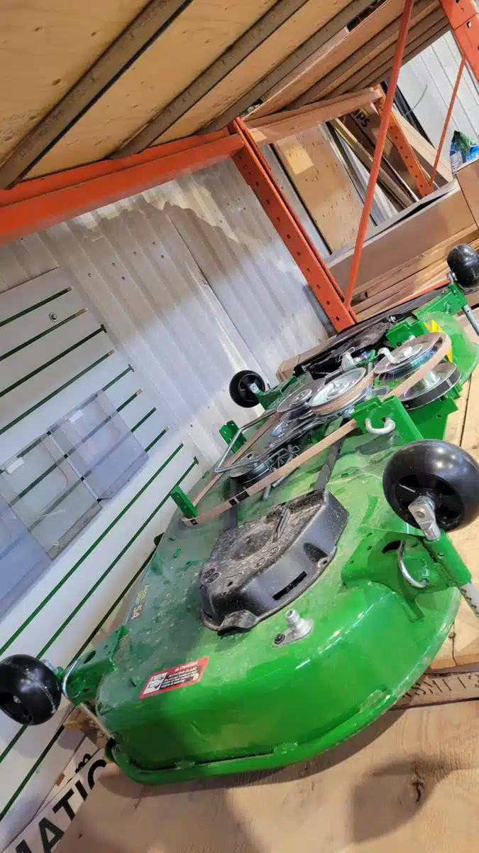 Gallery image 2 for Used John Deere 54" ACCEL DECK L&G Attachment