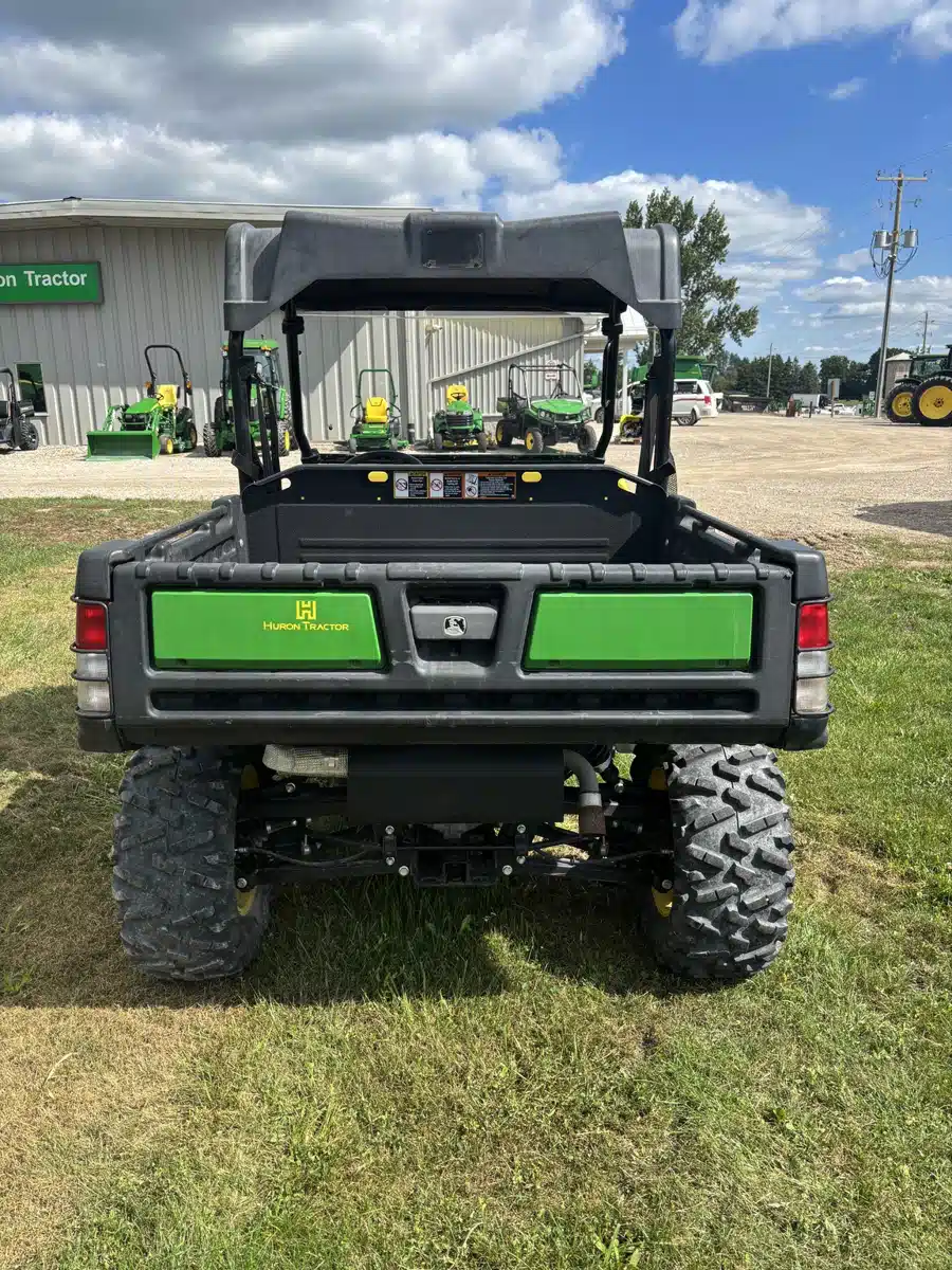 Gallery image 2 for Used 2016 John Deere XUV 825I Utility Vehicle