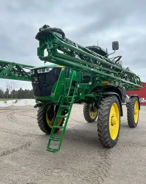 Gallery image 1 for 2025 John Deere 412R Sprayer - Self Propelled