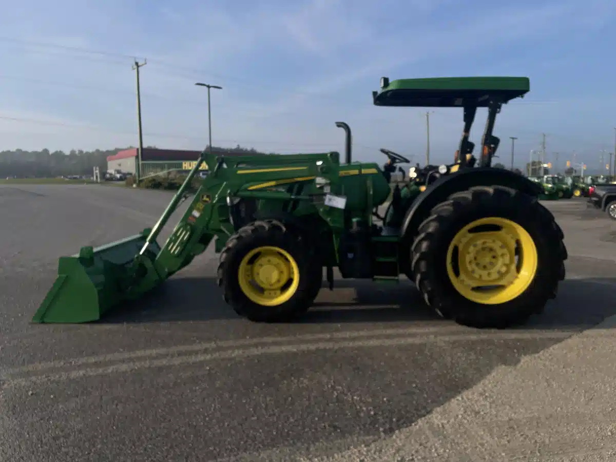 Gallery image 2 for Used 2018 John Deere 5100M Tractor