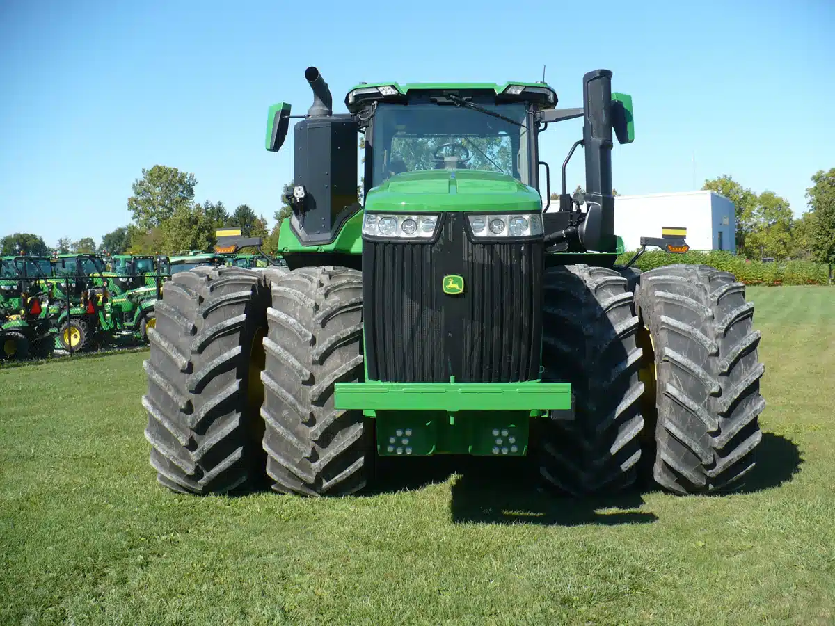 Gallery image 2 for 2022 John Deere 9R 540 Tractor