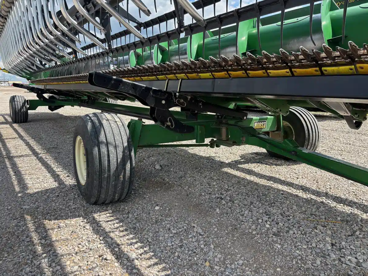 Gallery image 2 for Used Horst Welding CHC 30 Header Cart